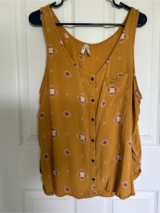 Mudd Tops - Mudd Mustard Floral Button-Front Tank| Women’s XL